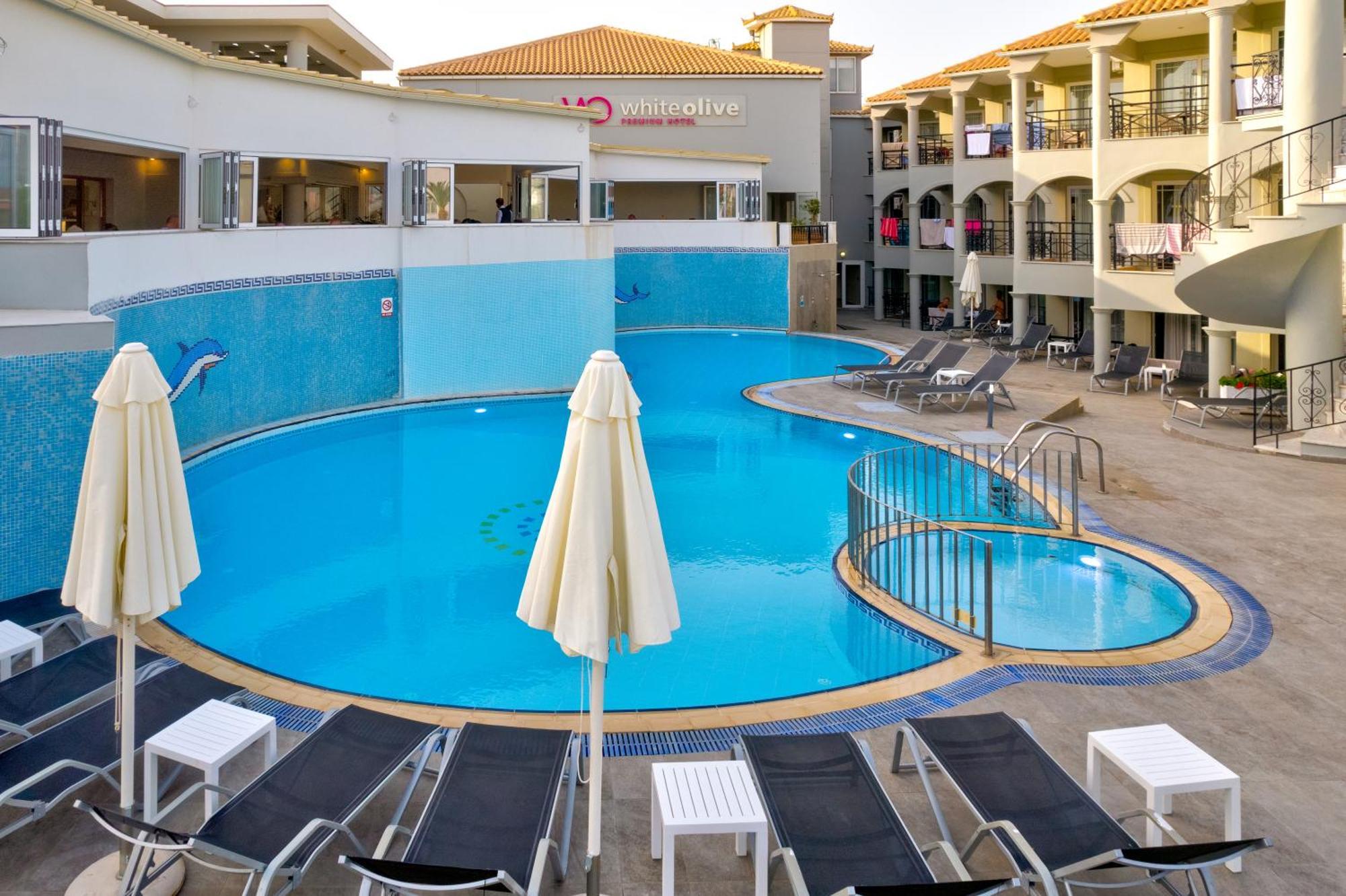 White Olive Premium Laganas Hotel Exterior foto