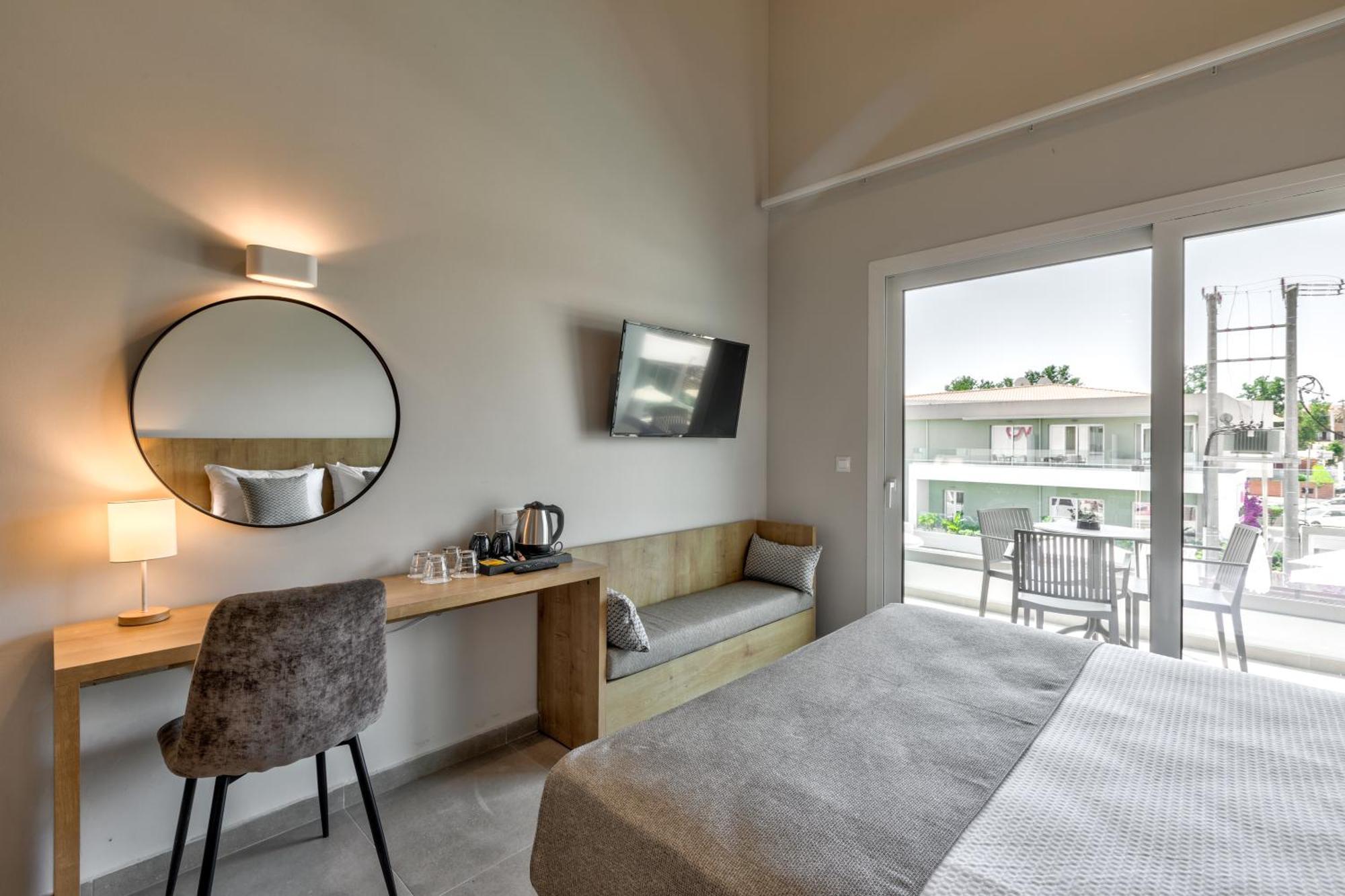White Olive Premium Laganas Hotel Exterior foto